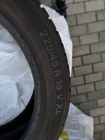 225/45R18 95V XL semperit speed grip 3 zimna sada  8mm - 4