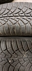 Predám 2ks jazdené zimné 185/65r15-88T Good Year - 4