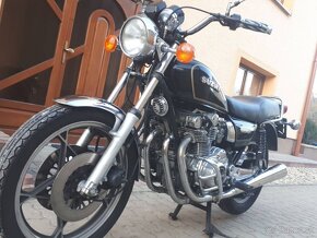 Suzuki GS 550 T - 4