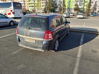 Opel Zafira 1,6  r.2008 - 4