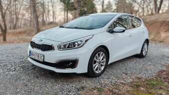 Kia Ceed - 4