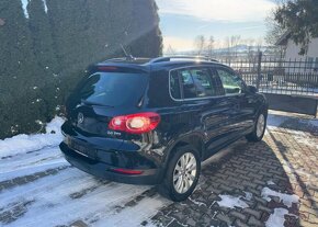 Volkswagen Tiguan 2,0TDi 4x4 ,1 Majitel ,servika nafta - 4