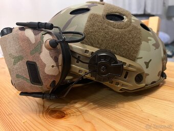 Predam airsoft helmu + earmory + mc wrap - 4