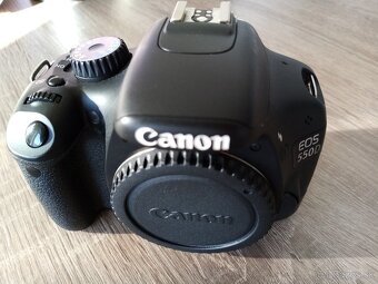 Canon EOS 550 D - 4