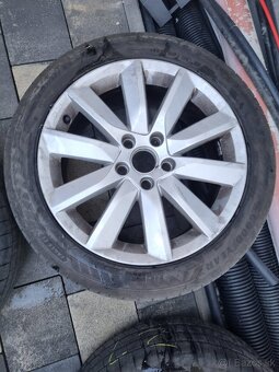 Original vw komplety 235/45R17 - 4