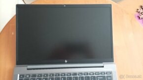 HP ZBook Firefly 14 G8 - 4