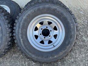 235/85 r16 - 4