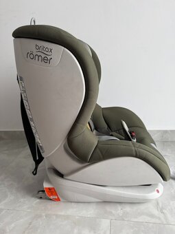 Britax Romer Trifix i-size - 4