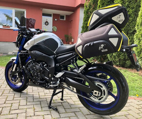 Yamaha FZ8 RACE BLUE - 4