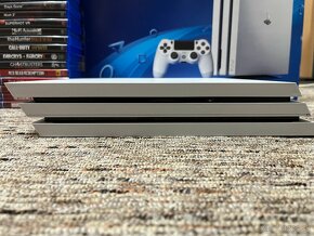 Playstation 4 Pro biele 1TB 1 ovládač + Playstation 4 VR - 4