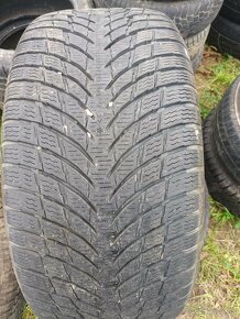 225/40r19 - 4