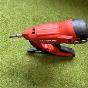 Pištoľ nastreľovacia, klincovačka Hilti GX 120 ME - 4