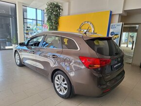 Kia Cee´d 1.4 CVVT Amber - 4