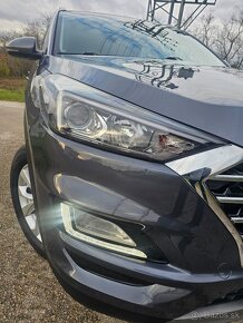 Hyundai Tucson 1.6 CRDi Automat 4WD - 4