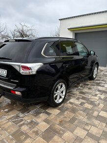 Mitsubushi Outlander 2.2 4x4 2013 - 4