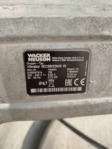 Predám WackerNeuson vibrator IEC58/230/5 - 4