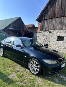 BMW E90 320d 130kw - 4