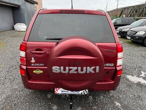 Suzuki Grand Vitara 2.0B 5dv 103 kw - 4