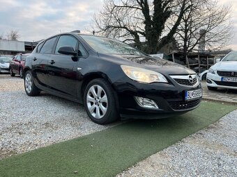 Opel Astra 1.4 benzín, 74kW, MT/5, rok:06.2011. - 4