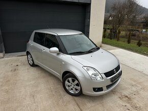 Suzuki Swift 1.3i GLX -68kW-r.v2009 - 4