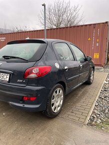 Peugeot 206+ - 4