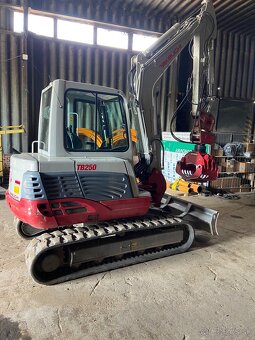 Bager Takeuchi TB 250 - 4