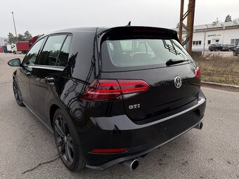 Volkswagen Golf GTI 7,5 Facelift 2.0 TSI Manuál - 4