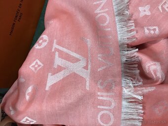 LOUIS VUITTON originál baby pink salik - 4