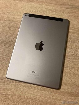 9.7” tablet iPad Air 2 / 16GB Space Gray prasknutý displej - 4