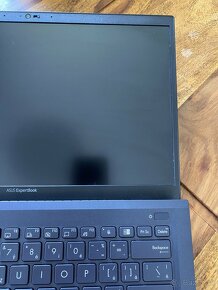 ASUS ExpertBook B1400 - 4