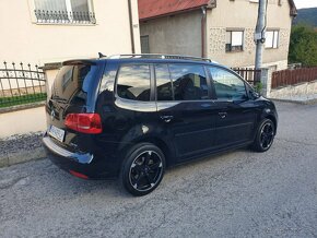 Volkswagen Touran 2.0 TDI 2011 ALCANTARA - 4