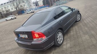 VOLVO S60 2,4 D5 FACELIFT - 4