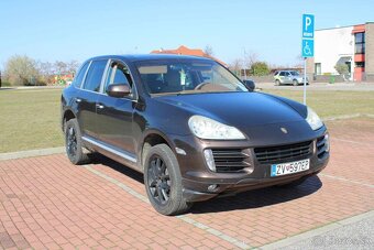 Porsche Cayenne - 4