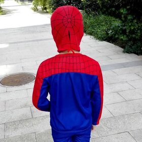 Spiderman kostým. - 4