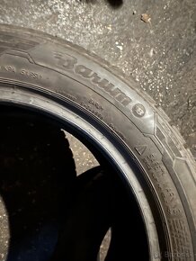 195/50R15 - 4