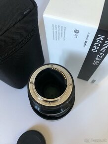 Sigma 70mm f/2,8 DG Macro ART - Sony E Full-Frame - 4