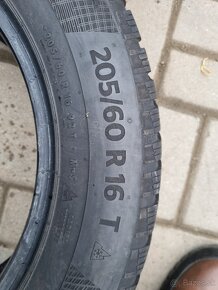 205/60R16 - 4