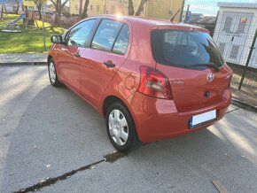 Toyota Yaris 1.3 VVT-I - 4