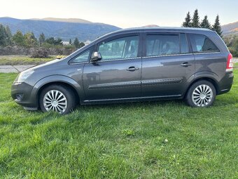 Opel zafira 1,8 benzin/plyn 175400km - 4