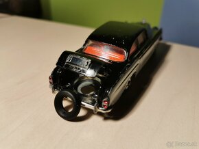 Corgi toys Bentley Continental - 4