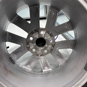 4ks zimna sada original VW, rozmer pneumatik 215/55 R17 - 4