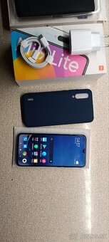 Xiaomi Mi9 Lite 6/128 GB - 4