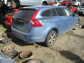 Volvo V60 D4 2015 rozpredam na nahradne diely - 4