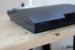 Playstation 3 Slim, Pekný stav, ORIGINÁL Ovládač a kábel. - 4