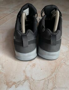 Adidas Terrex Ax2r - 39 2/3 - 4