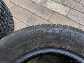 zimné pneu Goodyear 215/65R16 - 4