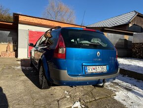 Renault Megane grandtour 1.5 dci - 4