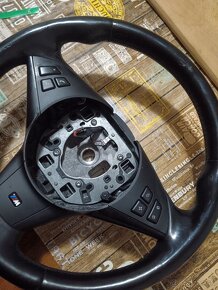 Bmw e60 e61 e63 e64 M5 M6 volant - 4