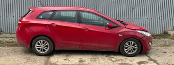 Hyundai i 30 combi 1.6 CRDI náhradné diely - 4