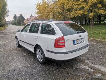 Škoda Octavia benzín - 4